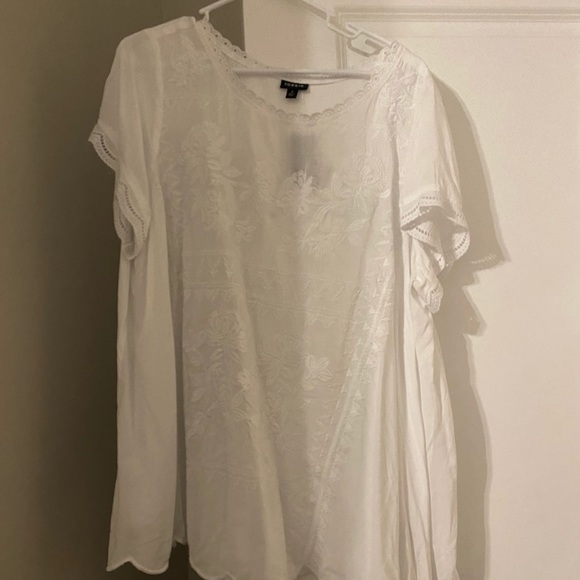 Torrid shirt new with tags - Picture 1 of 2